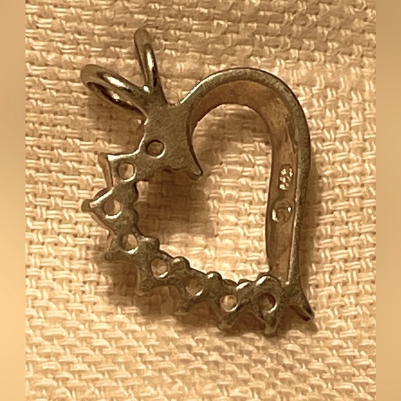 🤍Sterling silver CZ heart pendant - Picture 3 of 4